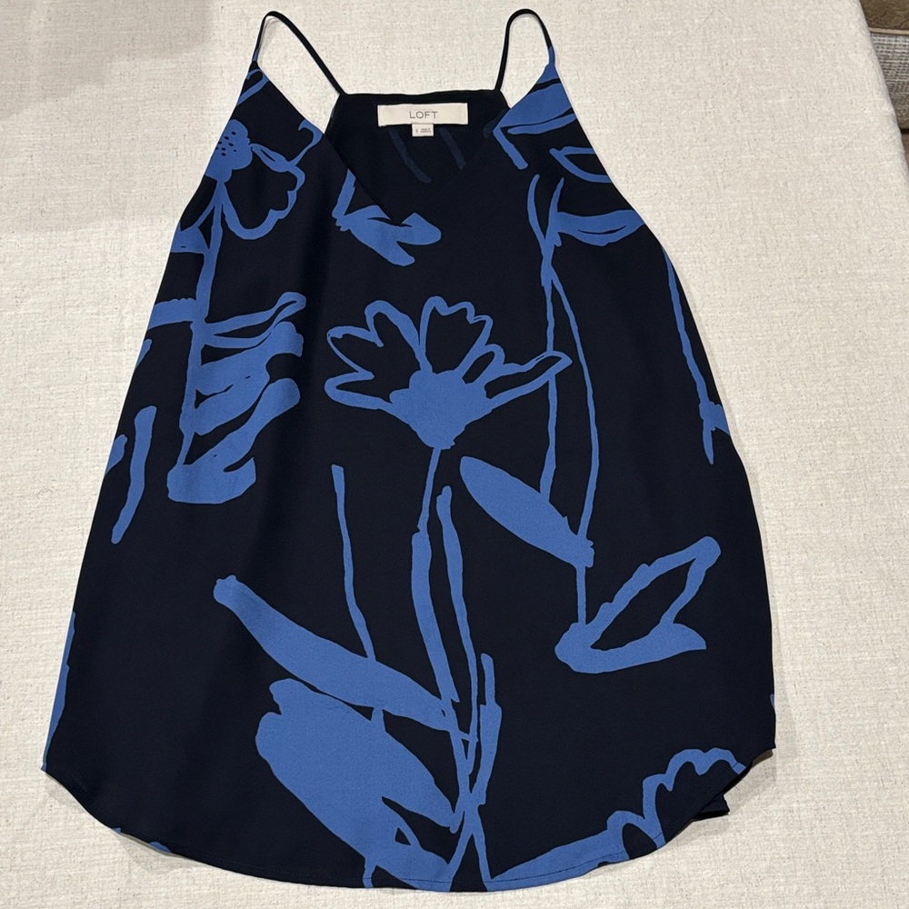 LOFT Women's Navy and Cobalt Floral Camisole